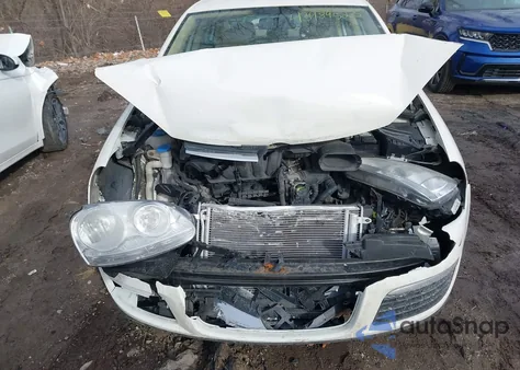 2008 Volkswagen Jetta Se from USA, damaged, VIN 3VWRM71K98M120728